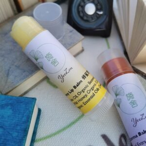 Honey lip balm